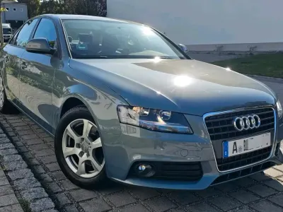 Gebraucht Audi A4 120 PS (88 kW) 2009 Blau Limousine