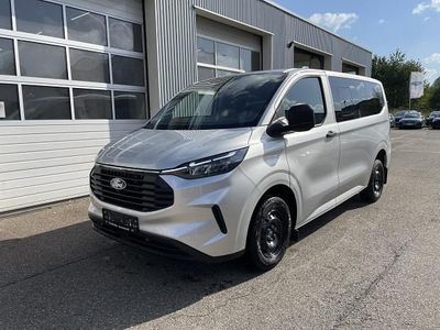 Silber (polarsilber metallic) Neu 2026 Ford Transit Custom Kombi | 45.900 € (Etwas zu teuer)