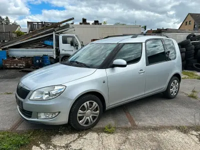 Gebraucht Skoda Roomster 105 PS (77 kW) 2015 Grau Van / Kleinbus