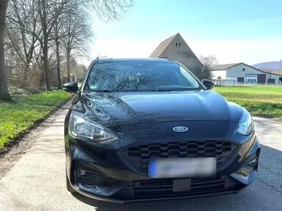 Gebraucht Ford Focus ST-Line 150 PS (110 kW) 2021 Schwarz Kombi