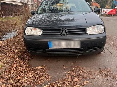 Schwarz Gebraucht 2001 VW Golf Coupé | 800 € (Guter Preis)
