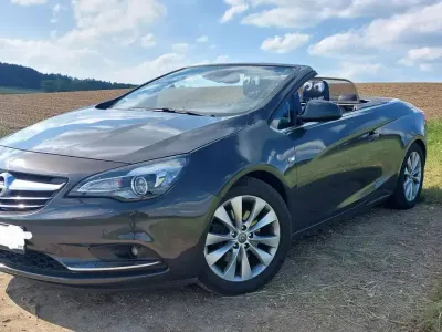 Gebraucht Opel Cascada Edition 140 PS (102 kW) 2015 Braun Cabrio
