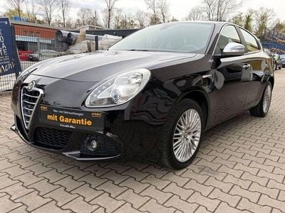 Gebraucht Alfa Romeo Giulietta Super 120 PS (88 kW) 2012 Schwarz Kleinwagen