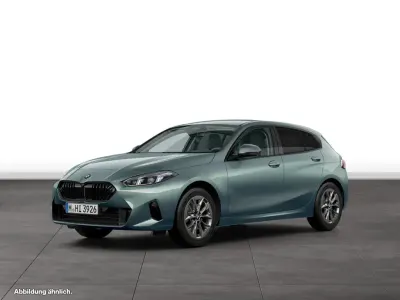 Gebraucht BMW 120 150 PS (110 kW) 2025 Cape york grün metallic Kleinwagen