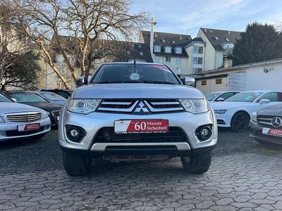Silber Gebraucht 2015 Mitsubishi L SUV | 14.900 €
