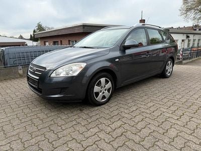 Gebraucht Kia Ceed 126 PS (92 kW) 2009 Grau Kleinwagen