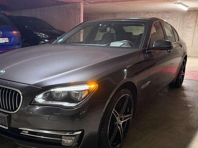 Grau Gebraucht 2015 BMW 730 M Sport Limousine | 19.000 € (Fairer Preis)