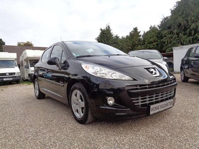 Gebraucht Peugeot 207 Forever 95 PS (69 kW) 2012 Schwarz Kleinwagen