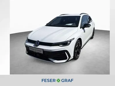Neu VW Golf VIII R-line 150 PS (110 kW) 2026 Pure white uni Kombi