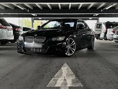Gebraucht BMW 330 Cabriolet 285 PS (209 kW) 2009 Schwarz Cabrio