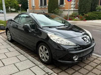 Gebraucht Peugeot 207 CC 2007 Schwarz Cabrio