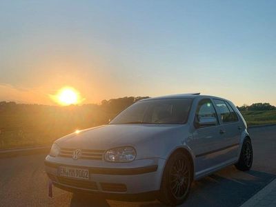 Gebraucht VW Golf IV 80 PS (58 kW) 1998 Silber Kleinwagen