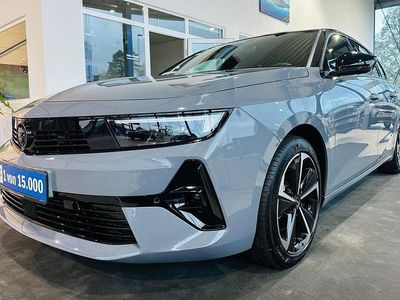 Neu Opel Astra 131 PS (96 kW) 2025 Grafik grau / dach schwarz Kombi