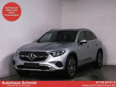 Gebraucht Mercedes GLC220 197 PS (144 kW) 2025 Metalliclack hightechs... SUV