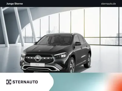 Gebraucht Mercedes GLA200 Progressive 163 PS (119 kW) 2023 Metalliclack kosmosschwarz SUV