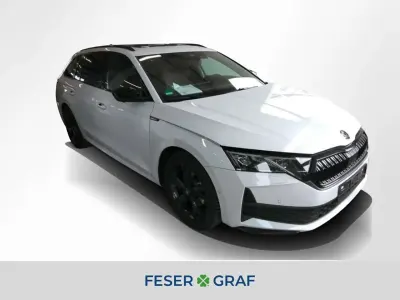 Gebraucht Skoda Octavia SportLine 150 PS (110 kW) 2025 Moonweiß perleffekt Kombi