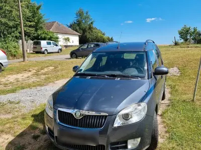 Gebraucht Skoda Roomster 105 PS (77 kW) 2008 Grau Van / Kleinbus