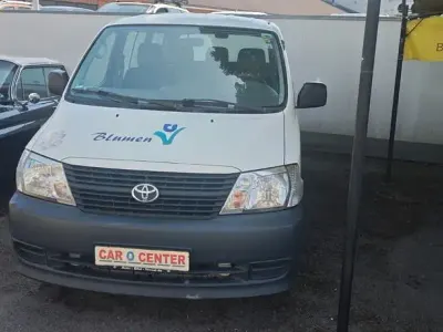 Gebraucht Toyota HiAce 117 PS (86 kW) 2008 Weiß Van
