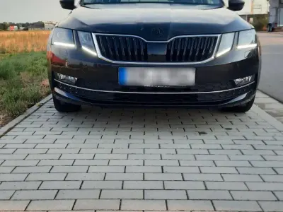 Gebraucht Skoda Octavia 115 PS (84 kW) 2018 Schwarz Kombi
