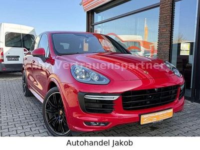 Gebraucht Porsche Cayenne 441 PS (324 kW) 2015 Karminrot SUV