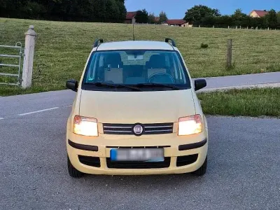 Gebraucht Fiat Panda 60 PS (44 kW) 2009 Gelb Kleinwagen