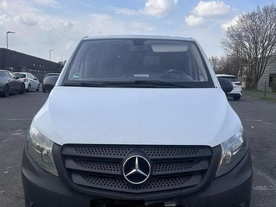 Gebraucht Mercedes Vito 114 PS (83 kW) 2015 Weiß Van