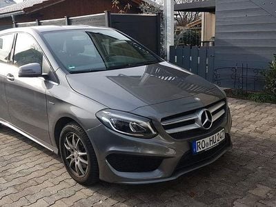 Mercedes B200