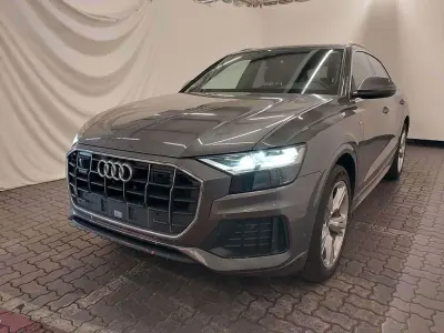 Gebraucht Audi Q8 S-Line 286 PS (210 kW) 2023 Grau SUV