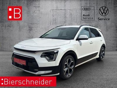 Weiss Gebraucht 2022 Kia Niro Spirit SUV | 28.450 € (Fairer Preis)