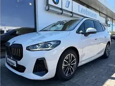 Gebraucht BMW 220 170 PS (125 kW) 2025 Weiß (alpinweiss) Coupé
