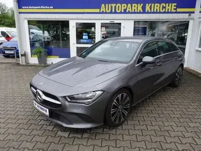 Gebraucht Mercedes CLA200 150 PS (110 kW) 2021 Grau Coupé