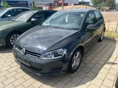 Gebraucht VW Golf VII Comfortline 86 PS (63 kW) 2013 Grau Limousine
