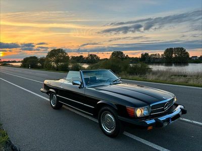 Usata Mercedes SL380 218 CV (160 kW) 1981 Nero Cabrio