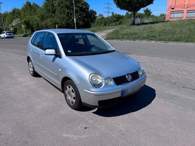 VW Polo