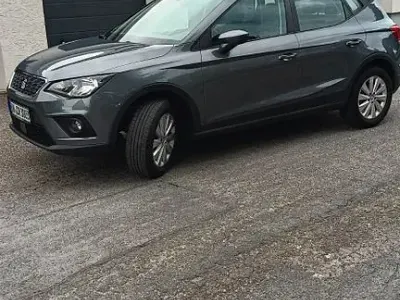 Gebraucht Seat Arona Style 95 PS (69 kW) 2018 Grau SUV