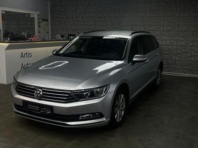 Gebraucht VW Passat Trendline 150 PS (110 kW) 2016 Silber Kombi