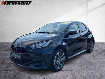 Gebraucht Toyota Yaris Hybrid Style 131 PS (96 kW) 2024 Mysticschwarz mica Limousine