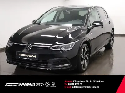 Gebraucht VW Golf VIII Style 131 PS (96 kW) 2023 Schwarz Limousine