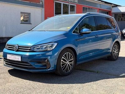 Usata VW Touran R-line 190 CV (139 kW) 2017 Blu Monovolume