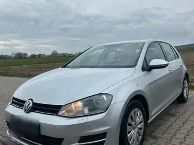 Gebraucht VW Golf VII 105 PS (77 kW) 2014 Limousine
