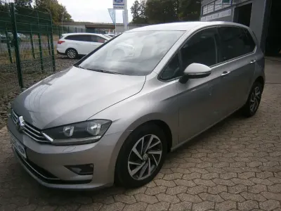 Gebraucht VW Golf Sportsvan Sound 116 PS (85 kW) 2017 Silber Van / Kleinbus