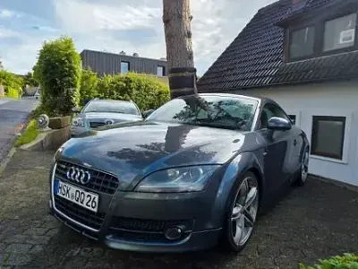 Gebraucht Audi TT Ambiente 203 PS (149 kW) 2008 Grau Coupé