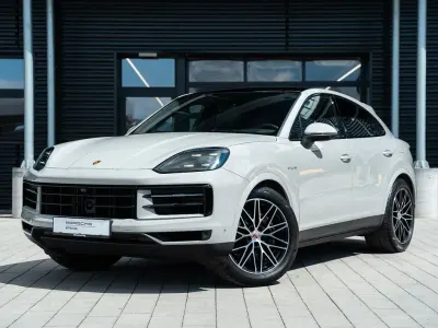 Gebraucht Porsche Cayenne Coupe 305 PS (224 kW) 2024 Grau Coupé