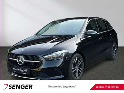 Używany Mercedes B200 Advanced 150 KM (110 kW) 2025 Czarny Minivan