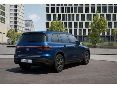 Gebraucht Mercedes EQB300 AMG 167 kW (228 PS) 2024 Metalliclack spektralblau SUV