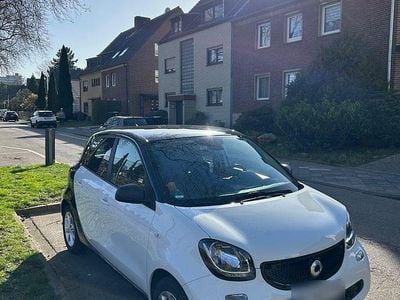 Gebraucht Smart ForFour Electric Drive 60 kW (82 PS) 2019 Weiß Kleinwagen