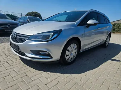 Gebraucht Opel Astra Selection 110 PS (80 kW) 2017 Silber Kombi