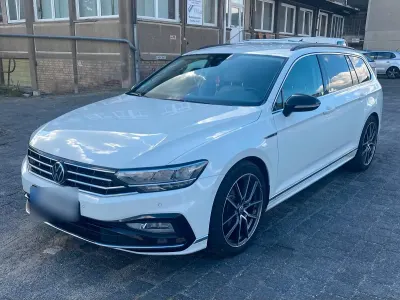 Gebraucht VW Passat R-line 150 PS (110 kW) 2021 Beige Kombi