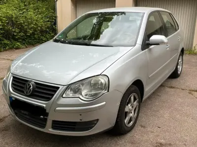 Gebraucht VW Polo 62 PS (45 kW) 2009 Silber Kleinwagen