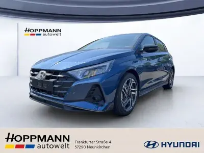 Gebraucht Hyundai i20 101 PS (74 kW) 2025 Vibrant blue Limousine